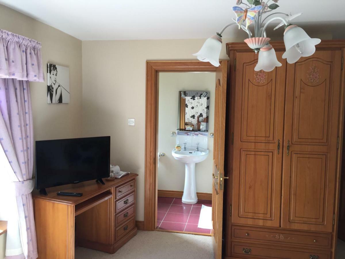 Mayrone House Bed & Breakfast